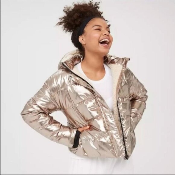 Offline By Aerie Rose Gold Metallic Sherpa Lined Puffer Jacket. Size SP - Picture 1 of 10